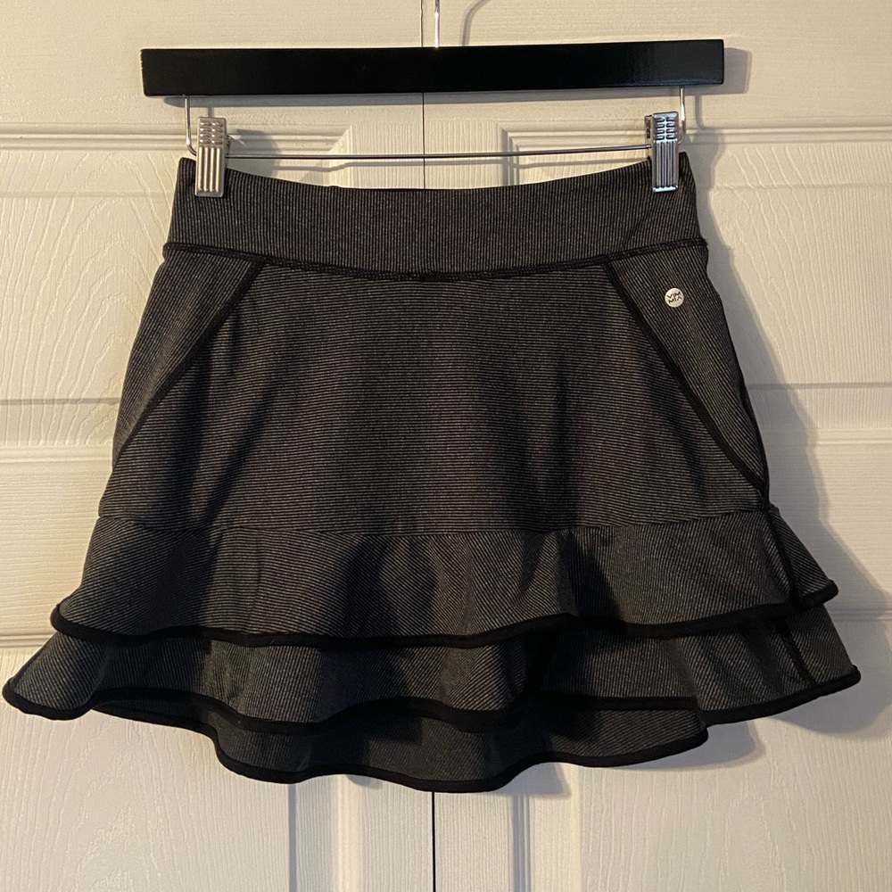 VMMA skirt